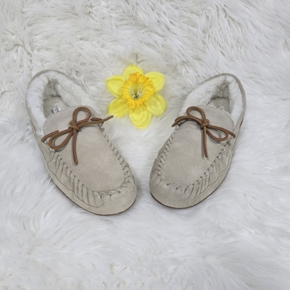Coach Slipper Sand Suede Fleece Shearling Moccasin Sz.11 - Picture 1 of 10